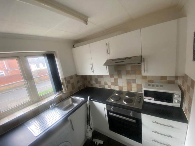 image for Spacious 1 bed flat to let 
