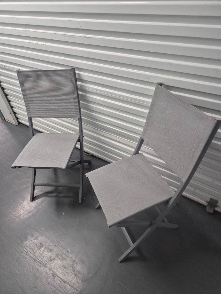 Garden folding chairs