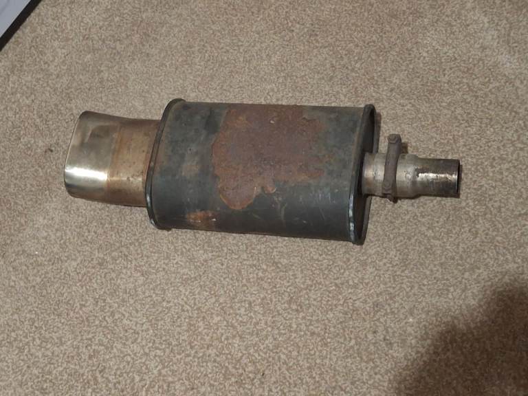 Exhaust silencer