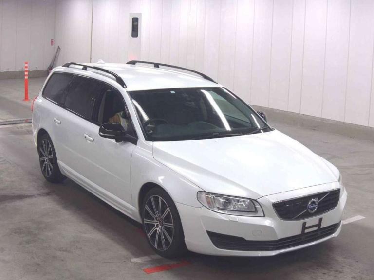 2015 Volvo V70 T5 DYNAMIC EDITION Estate Petrol Automatic