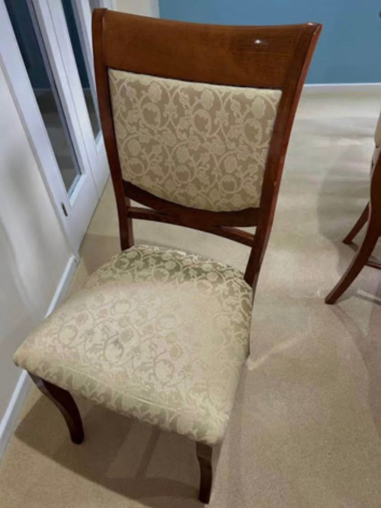 Antique style dining table set with 6 chairs