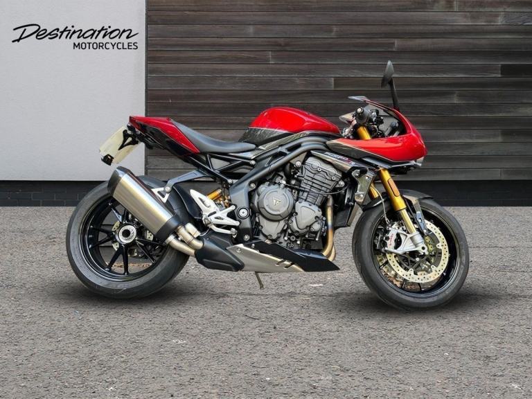 2022 Triumph SPEED TRIPLE 1200 RR red 6 Speed