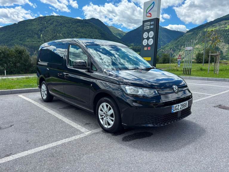 VOLKSWAGEN CADDY MAXI C20 COMMERCE PRO TDI – 2021 – 45,000 MILES - 5 Seater!