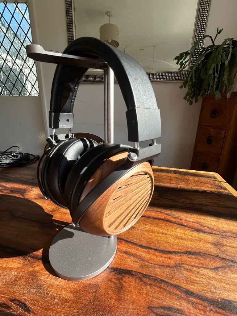 Fostex TH616 Dynamic Headphones with Real Wood Cups