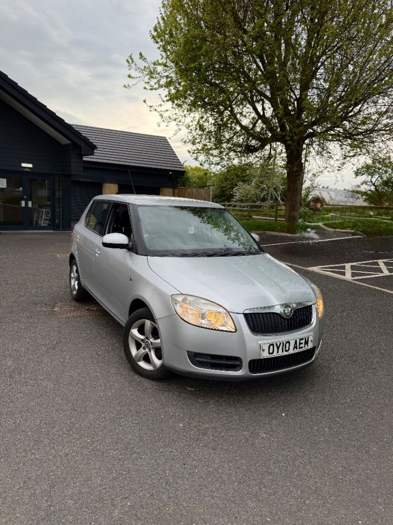 Skoda, FABIA, Hatchback, 2010, Manual, 1422 (cc), 5 doors