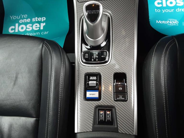 2020 Mitsubishi Outlander 2.4 PHEV Dynamic 5dr Auto ESTATE PETROL/ELECTRIC Automatic