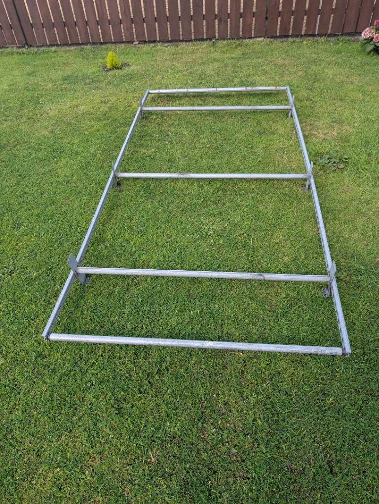 Van roof rack