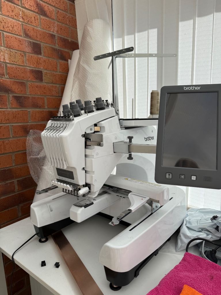 Brother PR680W 6 Needle Embroidery Machine