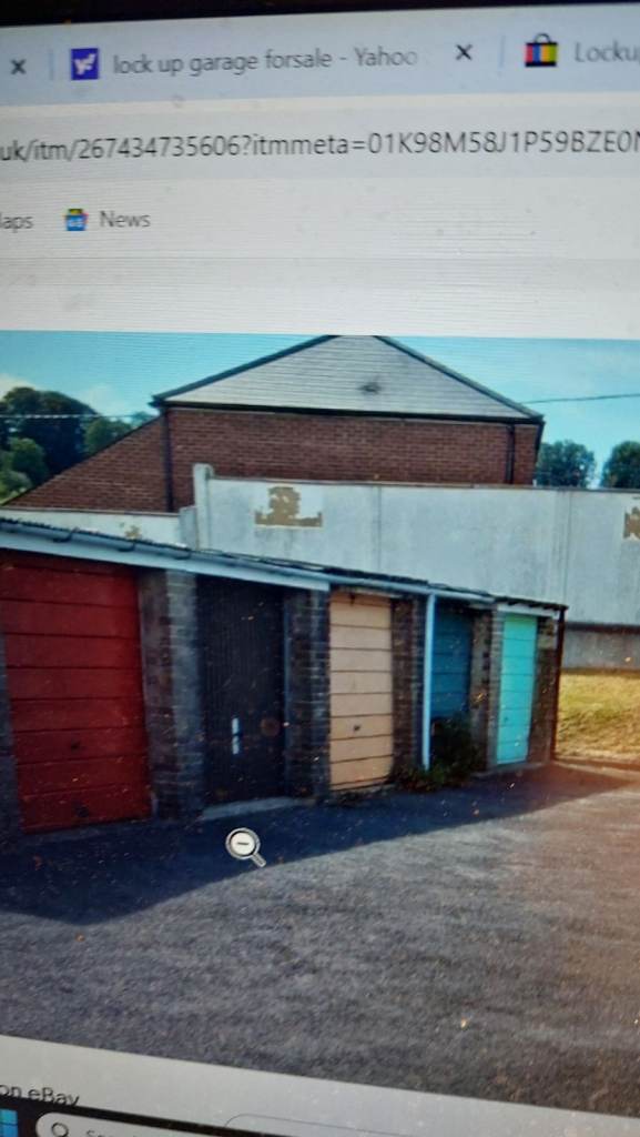 WANTED LOCK UP GARAGE FREEHOLD ONLY.   CASH BUYER