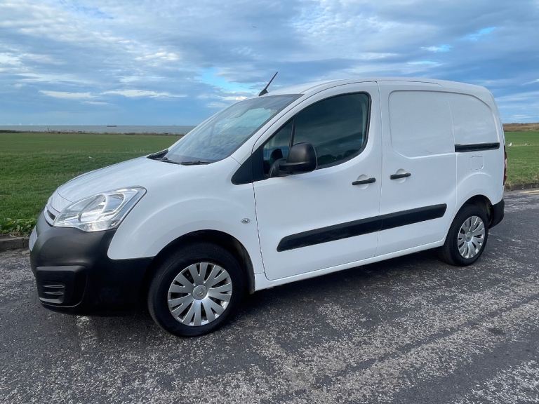2018 Citroen Berlingo white MK2 - ULEZ compliant - 1yr MOT