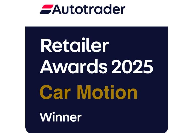 2018 Volvo V40 T2 [122] R DESIGN Nav Plus 5dr Geartronic HATCHBACK PETROL Automatic