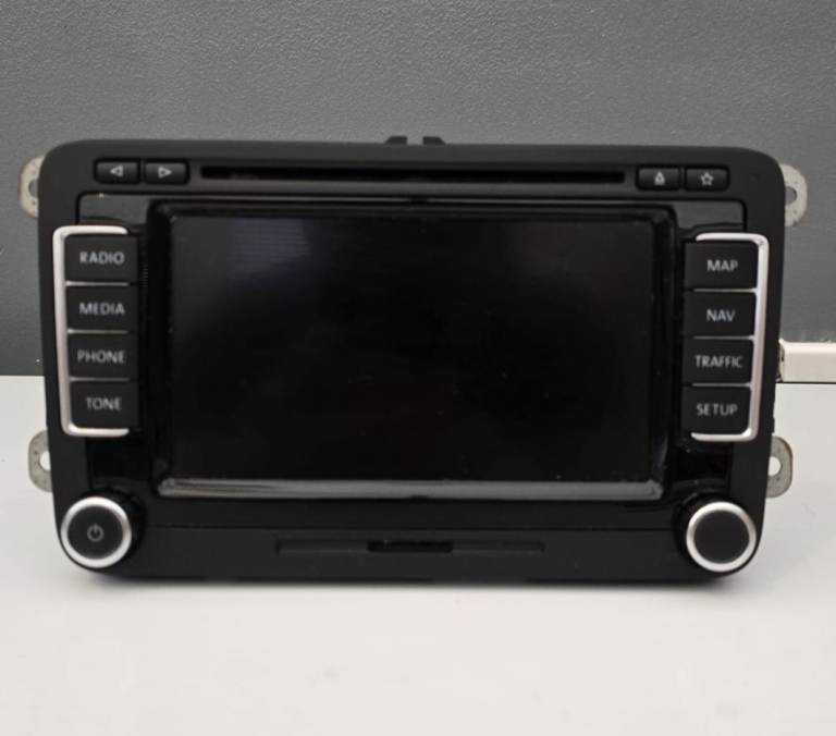 OEM VW RNS 510 LED Sat Nav Head Unit Star Button Navigation CD DVD HDD With Code