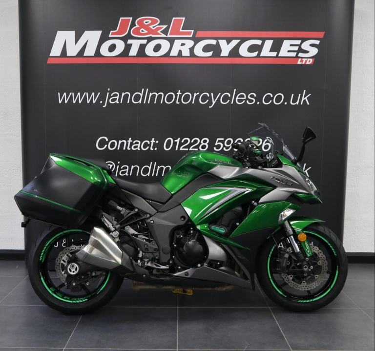Kawasaki Z1000SX Tourer. Excellent condition.2 owners only.