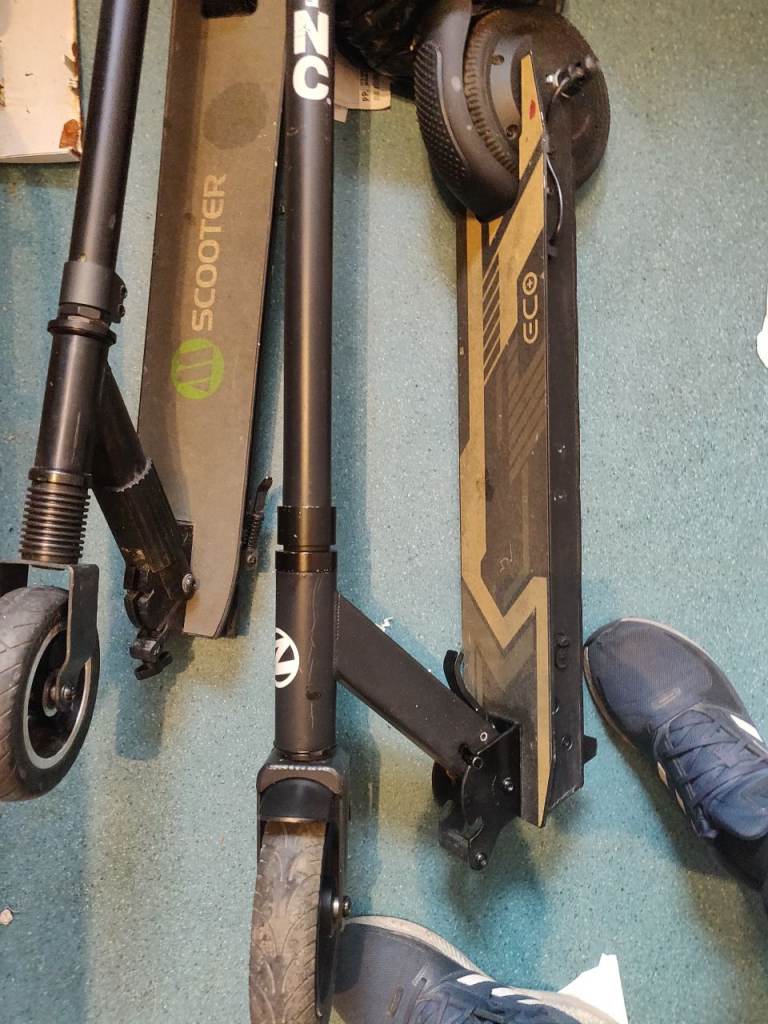 adult scooter.no chargers.bargain bargain