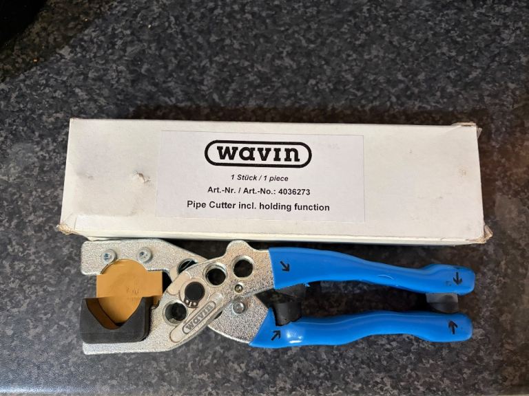 Wavin Pipe Cutter – With Holding Function, Good Condition