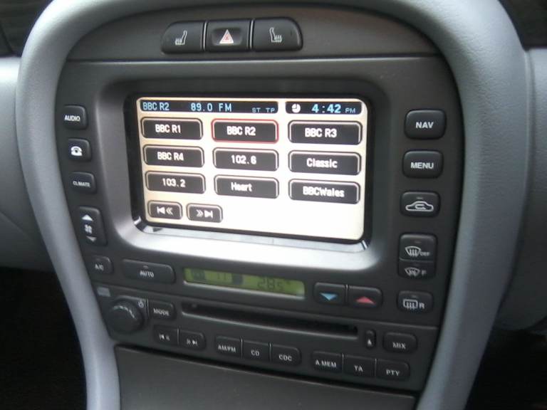 JAGUAR X-TYPE 2.2 DIESEL SOVEREIGN 6-SPEED 4-DR SALOON 57 PLATE 154K MILES, FULL SERVICE HISTORY