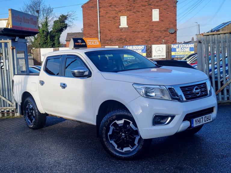 2017 Nissan Navara Double Cab Pick Up Acenta+ 2.3dCi 190 4WD NO VAT PICK UP Diesel Manual