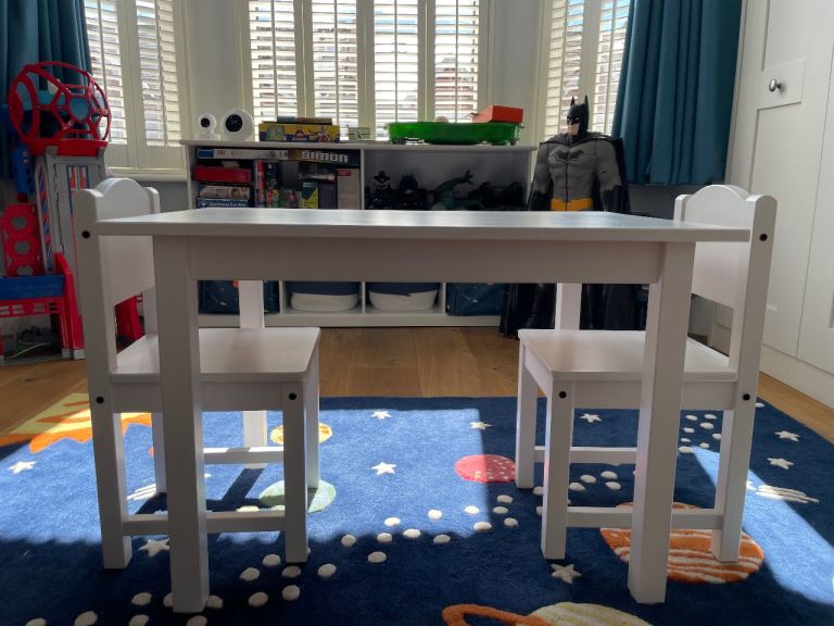 IKEA SUNDVIK Children’s Table & 2 Chairs – White – £35