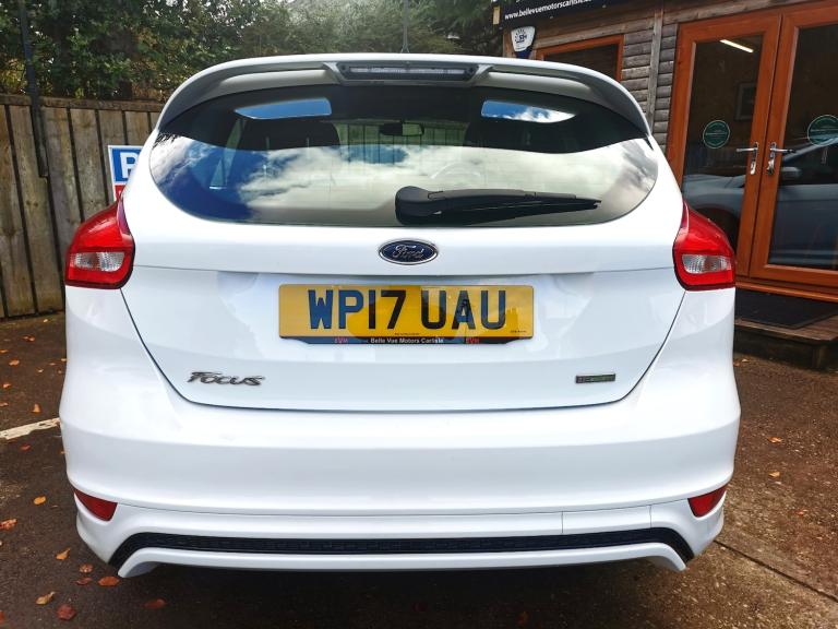 2017 Ford Focus 1.0 EcoBoost 125 ST-Line 5dr HATCHBACK Petrol Manual