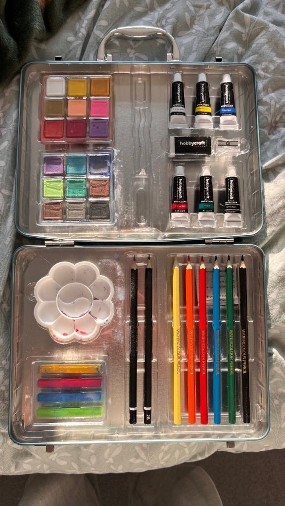 Hobbycraft Watercolour Art Set in Metal Case – Good Condition