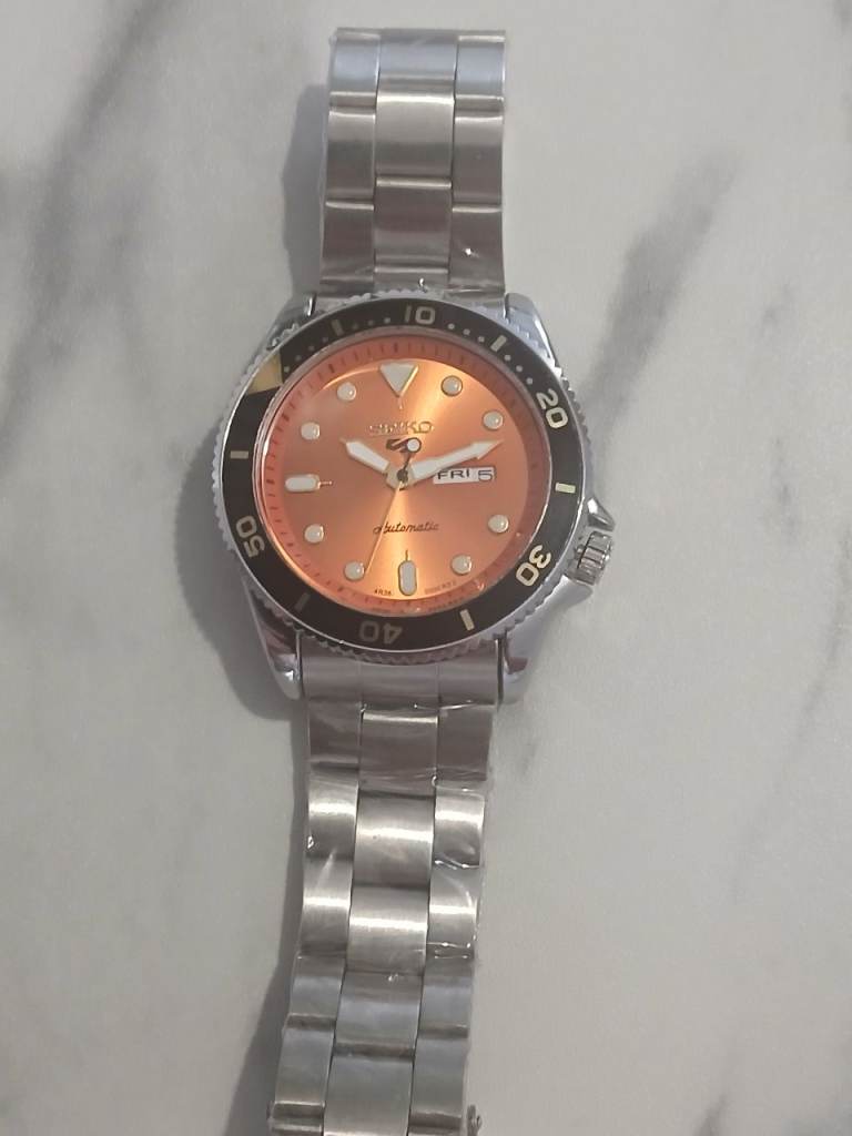 New watch with day date function 