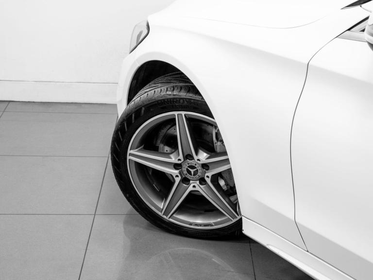 2017 Mercedes-Benz C Class C220d AMG Line Premium 5dr 9G-Tronic ESTATE DIESEL Automatic