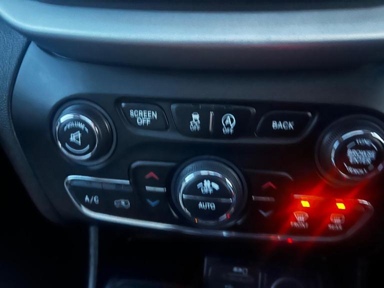 2016 Jeep Cherokee 2.2 Multijet 200 Limited Active Drive II 5dr Auto ESTATE DIESEL Automatic