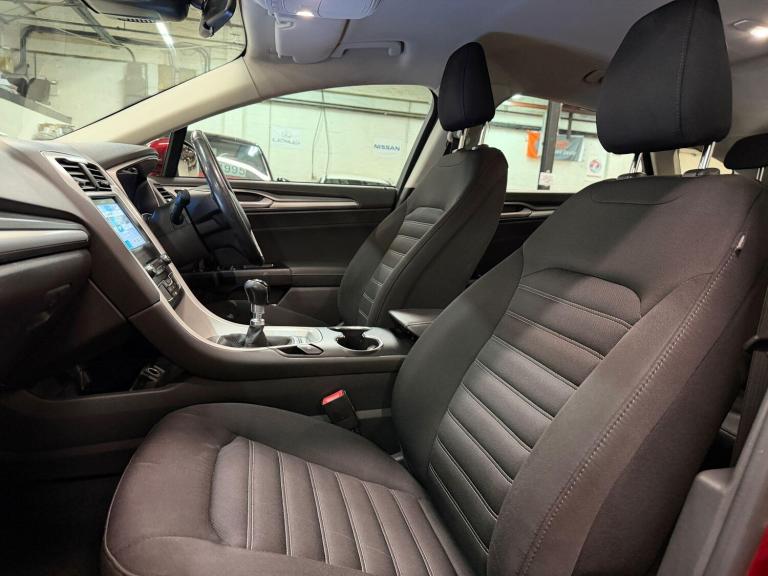 2017 Ford Mondeo 1.5 TDCi ECOnetic Zetec 5dr HATCHBACK DIESEL Manual