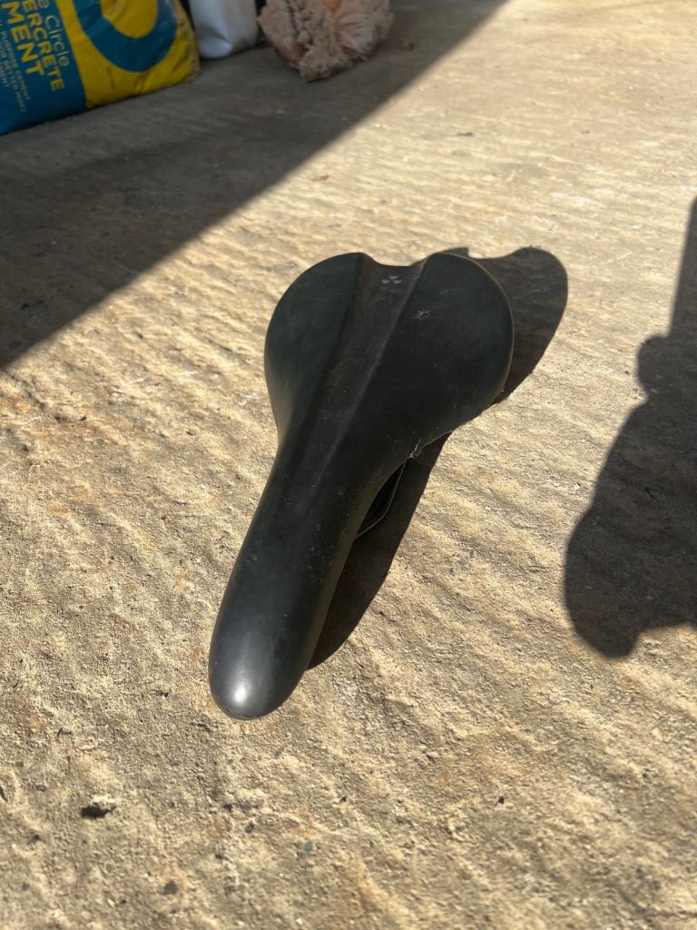 Nukeproof trail seat/saddle