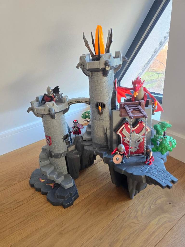 Playmobil 4835 Great Dragon Castle – complete set, ideal Christmas gift