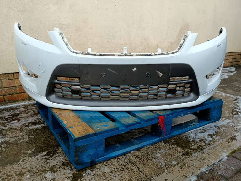 FORD MONDEO MK4 TITANIUM X SPORT FRONT BUMPER