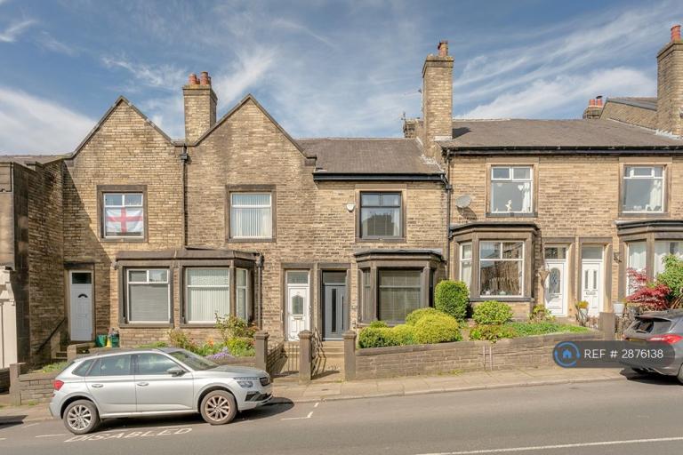 3 bedroom house in Langroyd Road, Colne, BB8 (3 bed) (#2876138)