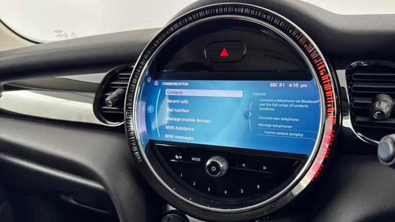 2021 MINI Hatch 1.5 Cooper Classic 5dr Auto [Comfort/Nav Pack] Petrol Hatchback Hatchback Petrol ...