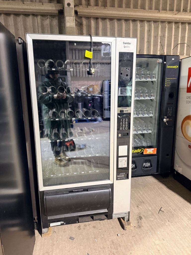 Necta Samba Combination vending machine