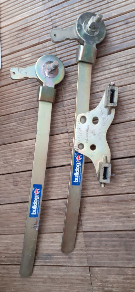 BULLDOG 400Q TWIN STABILISER.