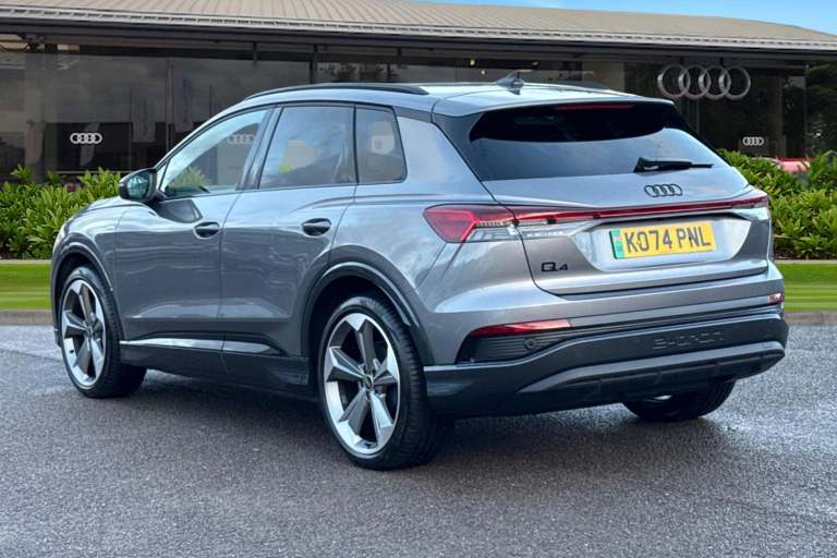 2025 Audi Q4 e-tron Q4  Black Edition 45 e-tron   kW SUV ELECTRIC Automatic