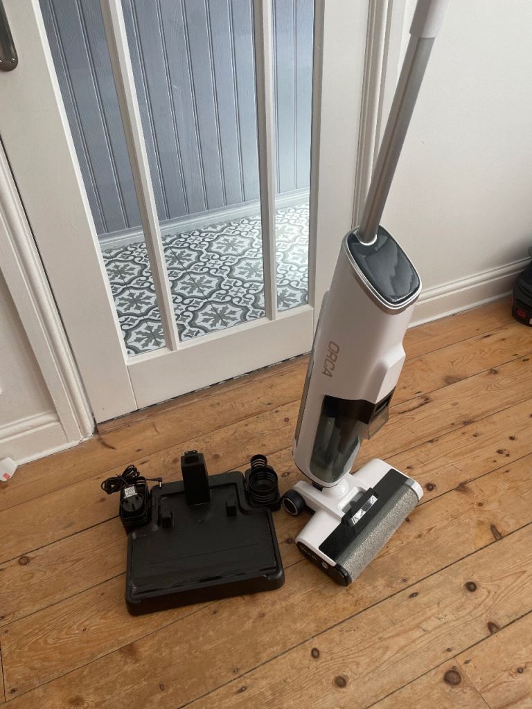 G Tech orca floor cleaner