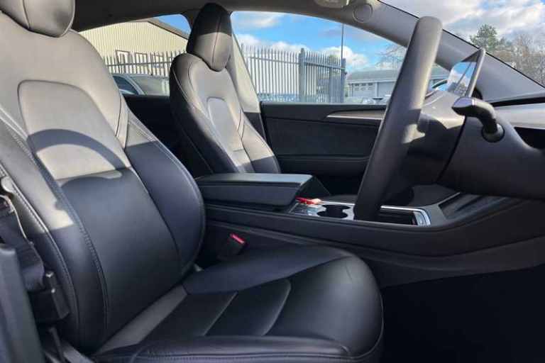2023 Tesla Model Y Long Range AWD 5dr Auto MPV ELECTRIC Automatic