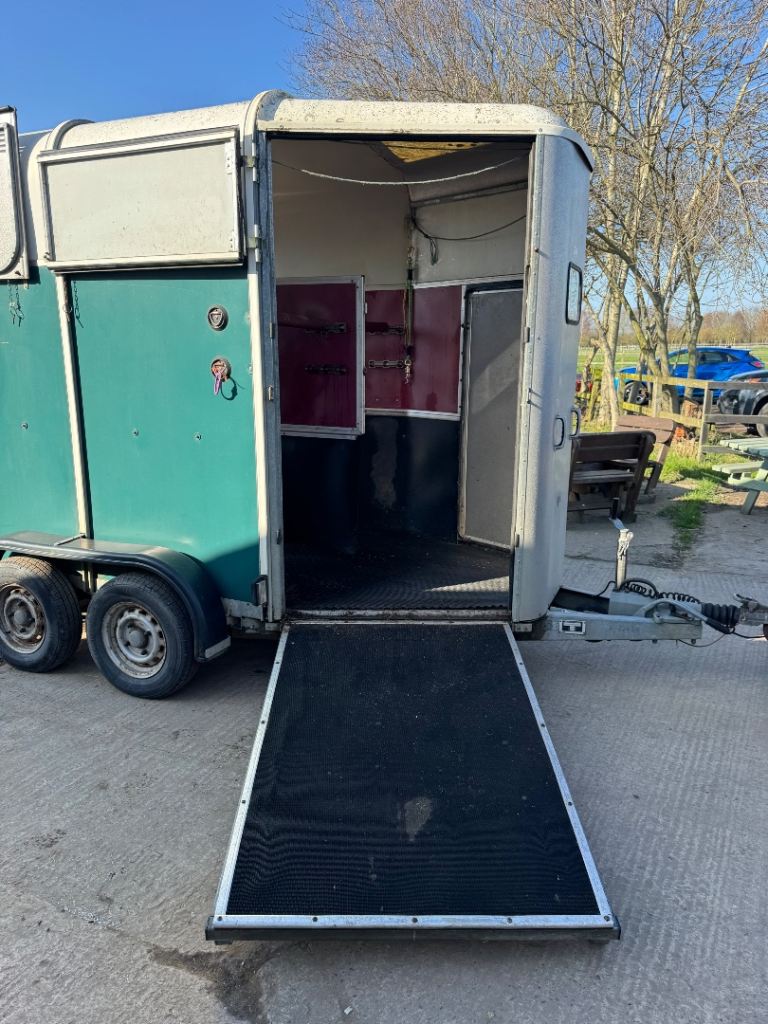Ifor Williams 505r hunter horse box trailer