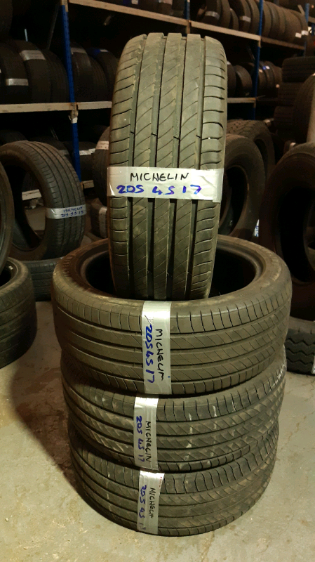 Michelin PS4's 205/45/r17 matching set  open 7 days a week free fit 