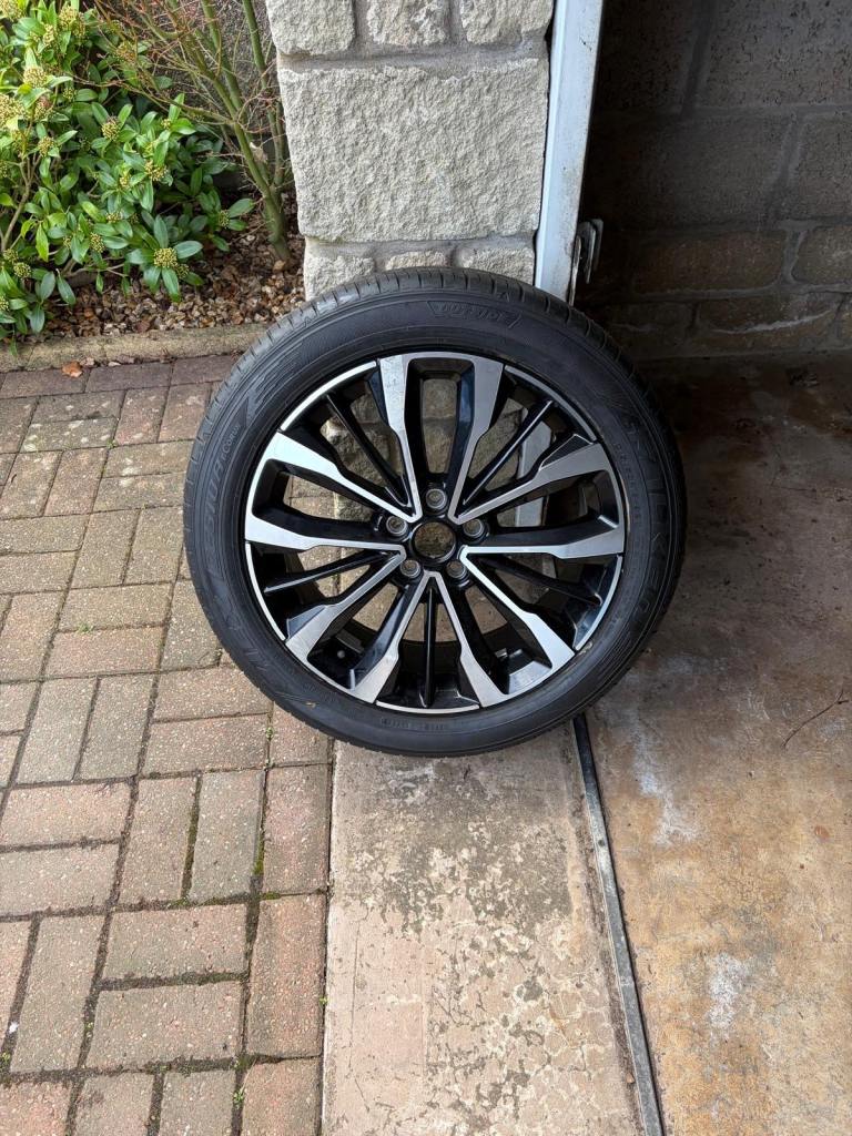 New Alloy Wheel and Tyre