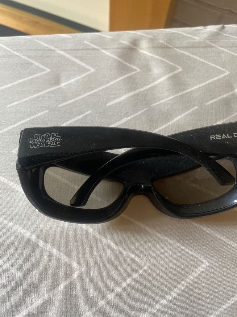 Star Wars RealD 3D Glasses – Black, Good Condition
