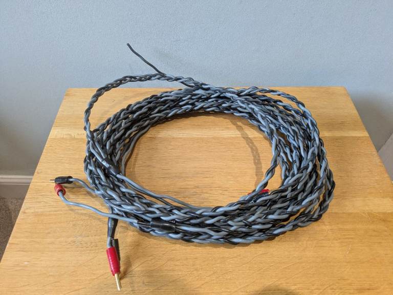 IXOS Gamma XHS806W - banana plug hifi amp speaker cable - extra long 2x 5.5m length - £20ono