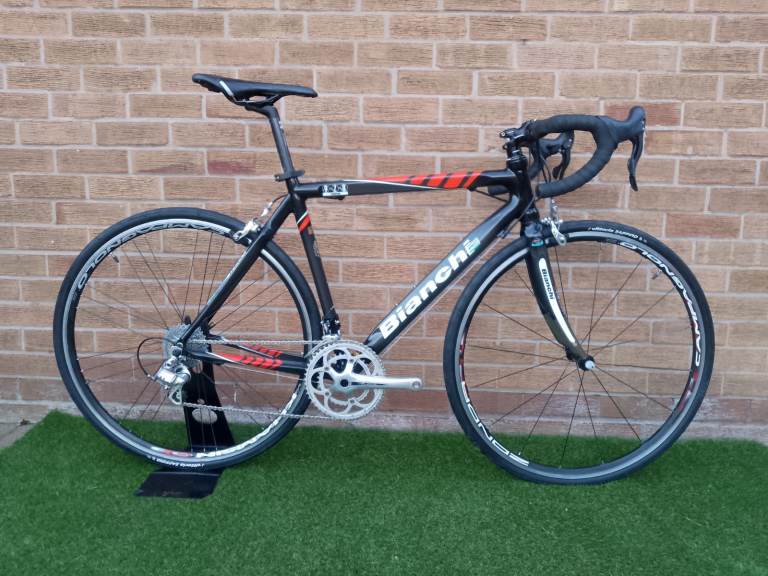 Bianchi 928 Carbon Road Bike 55cm 