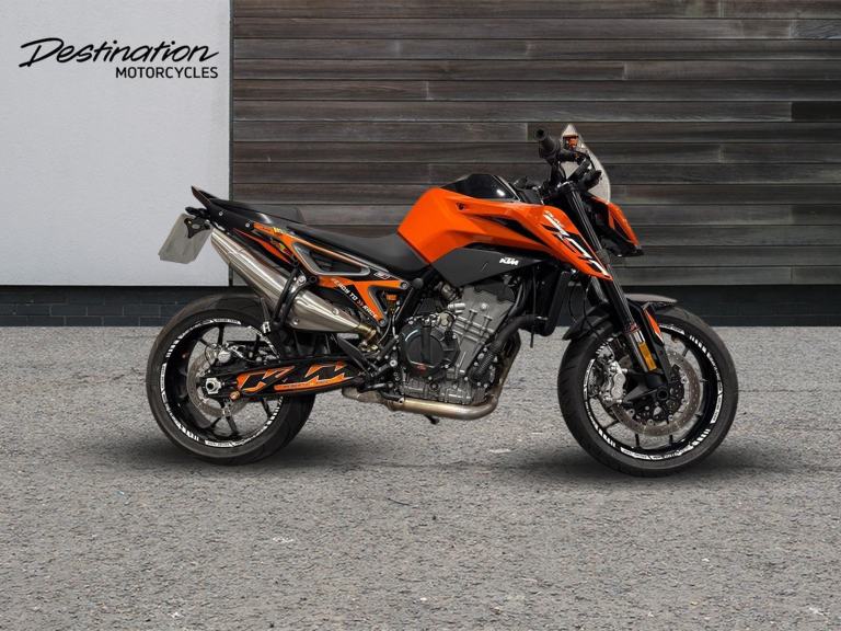 2024 KTM Duke DUKE L 24 orange Manual