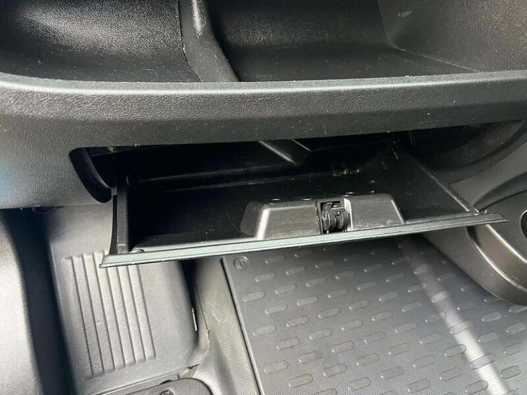 2022 Peugeot Boxer 2.2 BlueHDi 335 S Platform Cab L3 EU6 Luton DIESEL Manual