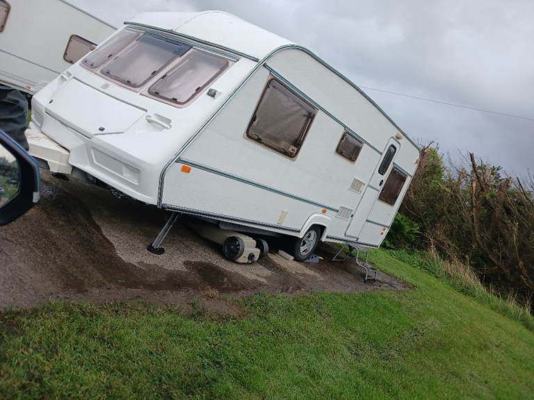 Touring caravan 