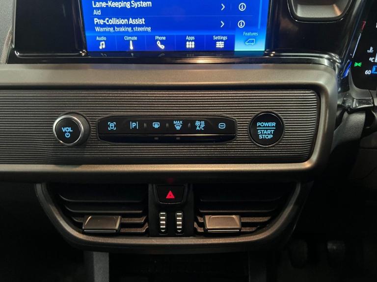 2024 Ford Transit Courier 1.0 EcoBoost 125ps Limited Van PANEL VAN PETROL Manual