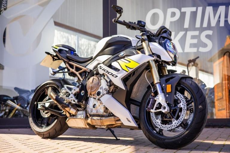 BMW S 1000 R LOW MILES ! PRORACE ! STUNNING