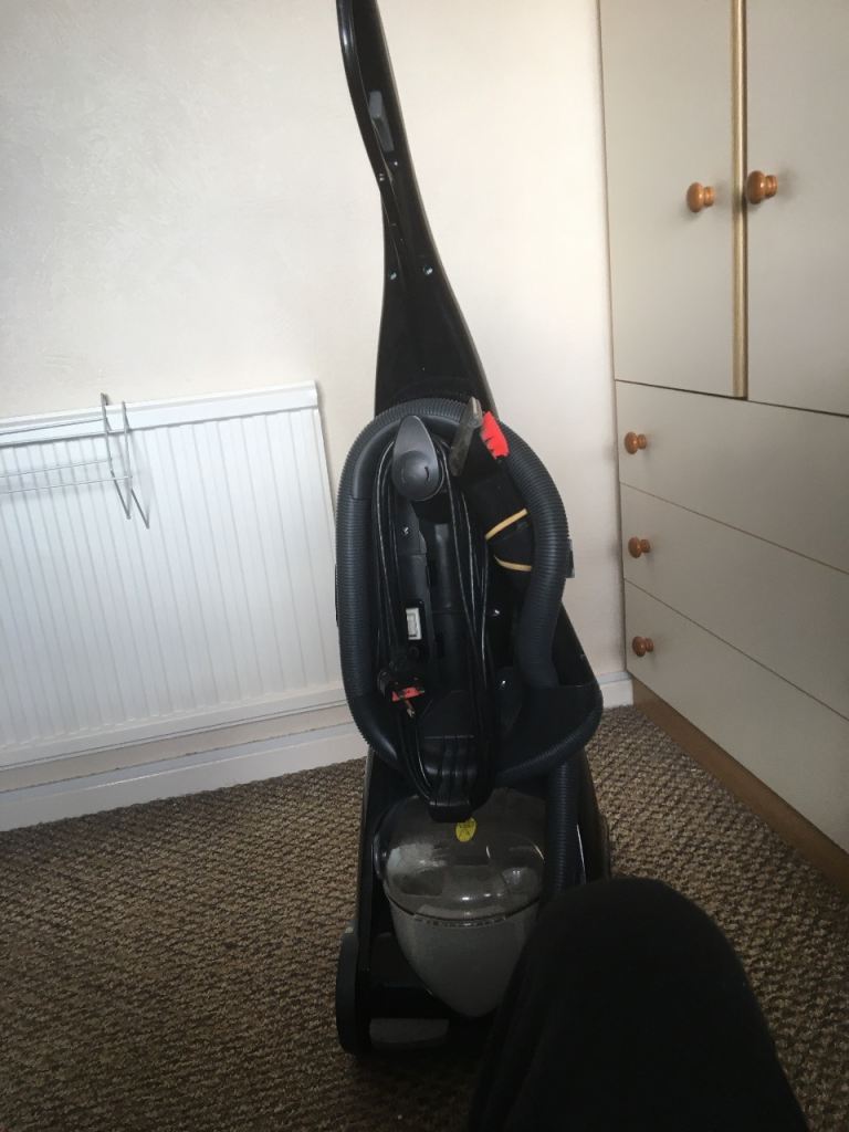 Carpet cleaners 
